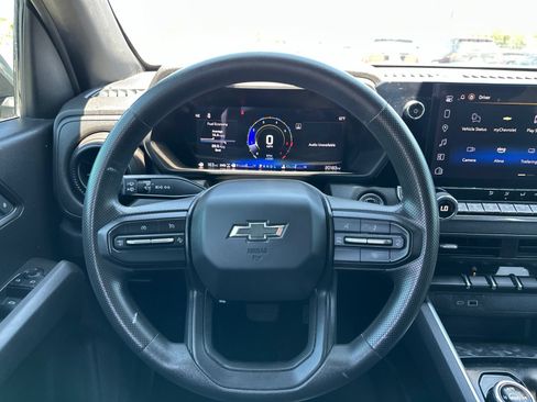 Certified 2025 Chevrolet Colorado Trail Boss AWD/4WD image 12