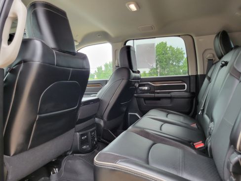 Used 2023 RAM 2500 Laramie AWD/4WD image 18