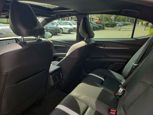 Used 2026 Toyota Camry SE w/ Multimedia Upgrade Package image 5