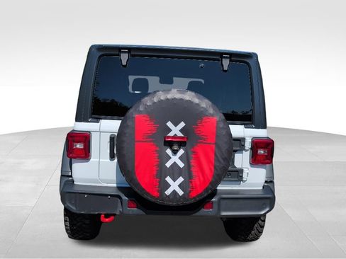 Used 2022 Jeep Wrangler Unlimited Rubicon w/ LED Lighting Group AWD/4WD image 4