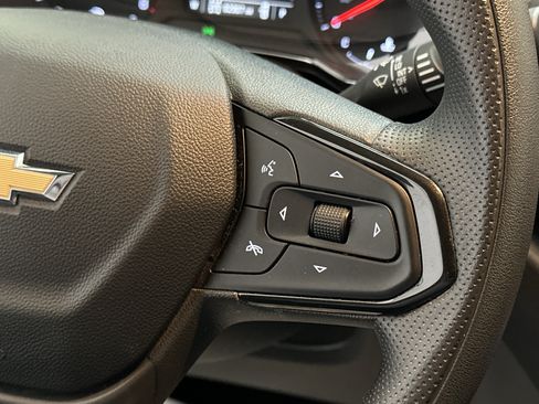 Used 2023 Chevrolet TrailBlazer LT AWD/4WD image 26