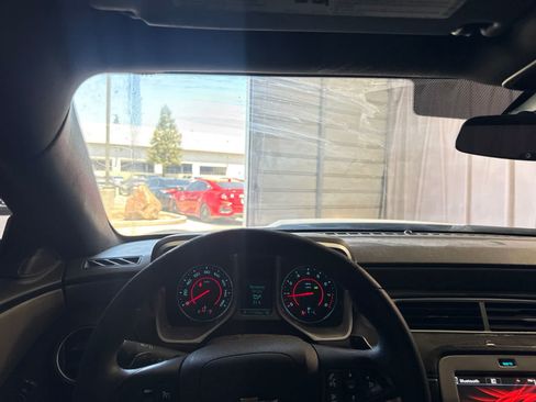 Used 2014 Chevrolet Camaro LS RWD image 23