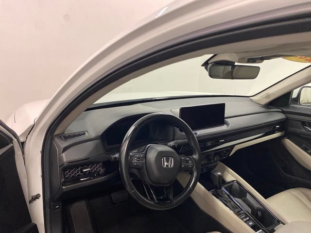 Used 2024 Honda Accord EX-L image 8