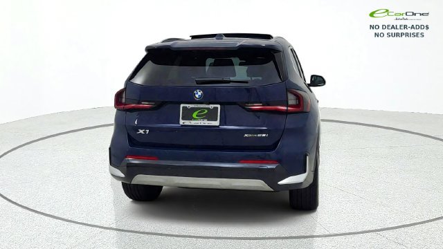 Used 2026 BMW X1 xDrive28i AWD/4WD image 8