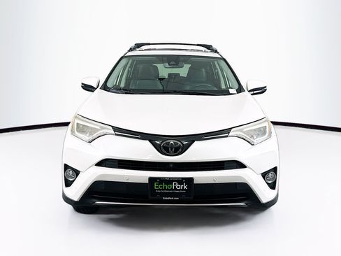 Used 2017 Toyota RAV4 Limited w/ Advanced Technology Package FWD image 2