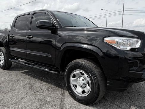 Used 2022 Toyota Tacoma SR AWD/4WD image 11