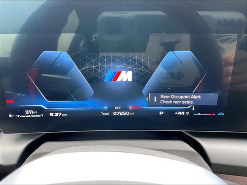Certified 2025 BMW M235i xDrive w/ Technology Package AWD/4WD image 21