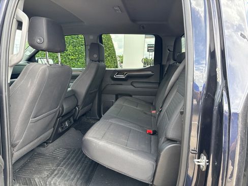 Used 2024 Chevrolet Silverado 1500 LT RWD image 10