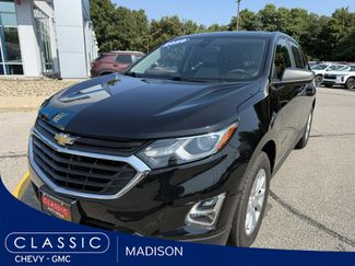 Used 2020 Chevrolet Equinox LS w/ LS Convenience Package image 1