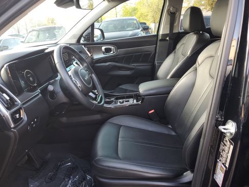 Used 2023 Kia Sorento SX image 20
