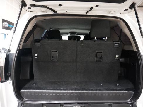 Used 2016 Toyota 4Runner SR5 Premium AWD/4WD image 13