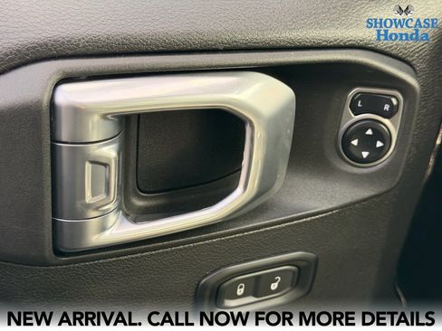 Used 2022 Jeep Gladiator Rubicon w/ LED Lighting Group image 10