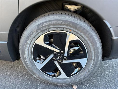 New 2026 Hyundai Ioniq 9 S RWD image 30