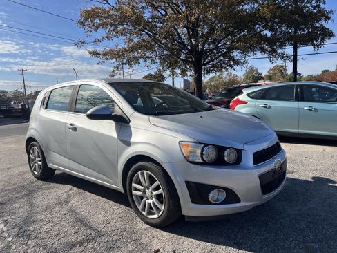 Used 2012 Chevrolet Sonic LT image 4