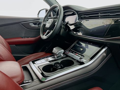 Used 2024 Audi SQ8 Premium Plus w/ Black Optic Package AWD/4WD image 31