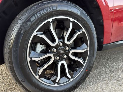 Certified 2022 Ford Maverick Lariat w/ Lariat Luxury Package image 7