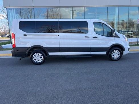 Used 2024 Ford Transit 350 XLT image 9