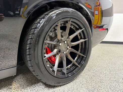 Used 2016 Dodge Challenger SRT Hellcat RWD image 40
