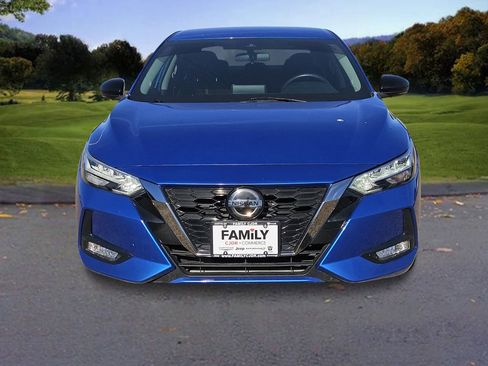 Used 2021 Nissan Sentra SR image 2