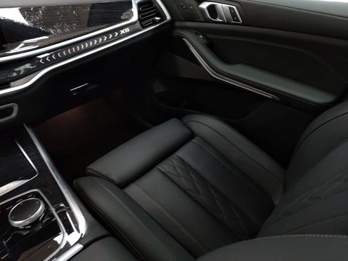 Used 2024 BMW X5 xDrive40i image 21