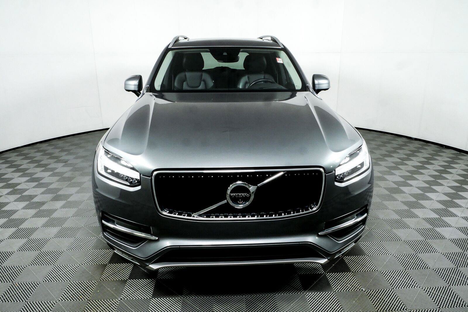 Used 2018 Volvo XC90 T6 Momentum w/ Convenience Package AWD/4WD image 27