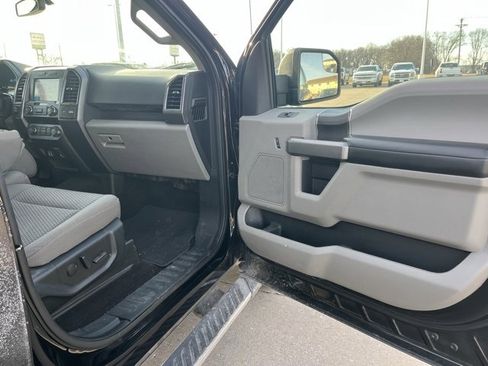 Used 2019 Ford F150 XLT w/ Equipment Group 302A Luxury image 23