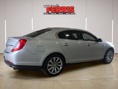Used 2016 Lincoln MKS FWD image 5