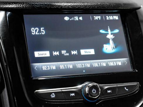 Used 2017 Chevrolet Cruze Premier w/ Enhanced Convenience Package FWD image 25