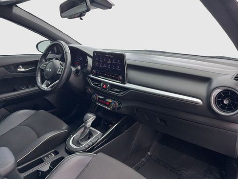 Used 2023 Kia Forte GT-Line w/ GT-Line Premium Package image 44