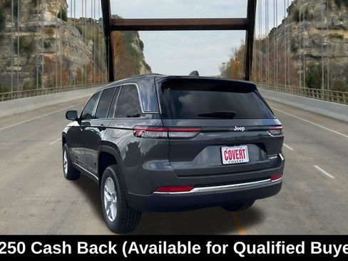 New 2025 Jeep Grand Cherokee Laredo X w/ Luxury Tech Group I RWD image 8