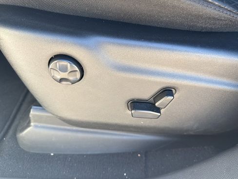 Used 2019 Jeep Grand Cherokee Limited X image 21