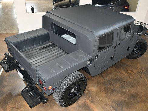 Used 1990 HUMMER H1 image 69