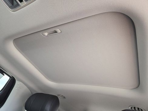 New 2025 Kia Carnival SX Prestige image 10