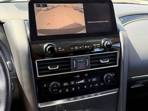 Used 2024 Nissan Armada SV image 16