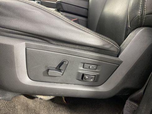 Used 2017 RAM 2500 Laramie w/ Convenience Group AWD/4WD image 19