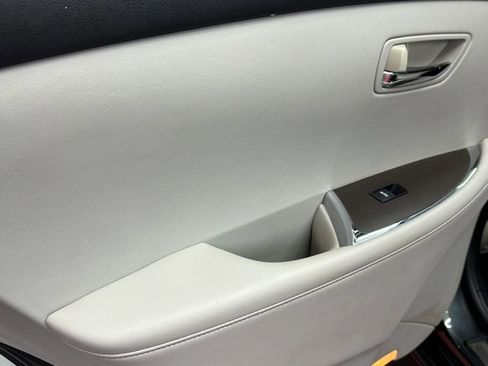 Used 2011 Lexus ES 350 image 20