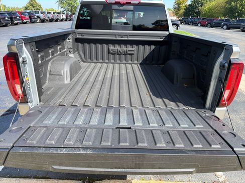 Used 2026 GMC Sierra 1500 AT4 w/ AT4 Premium Package AWD/4WD image 26