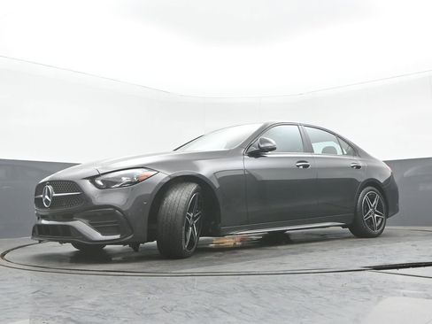 Used 2022 Mercedes-Benz C 300 4MATIC Sedan image 10