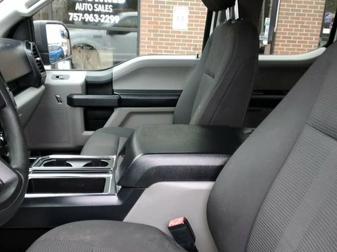 Used 2018 Ford F150 XL w/ Equipment Group 101A Mid image 8