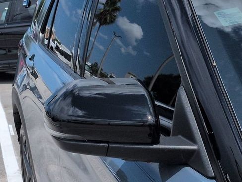 Certified 2025 Ford Explorer ST AWD/4WD image 12
