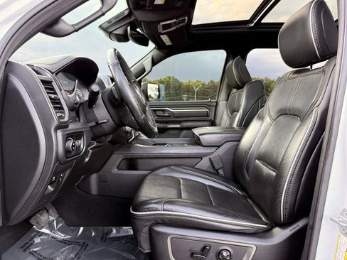 Used 2019 RAM 1500 Limited RWD image 21