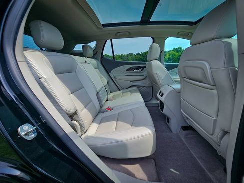 Used 2018 GMC Terrain Denali w/ Advanced Safety Package AWD/4WD image 43
