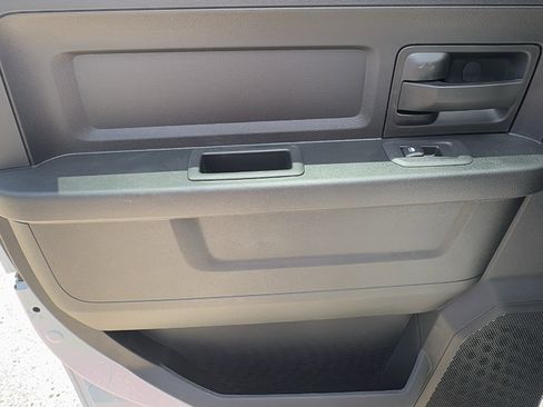 New 2026 RAM 1500 Express AWD/4WD image 15