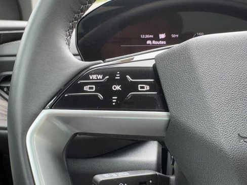 Used 2025 Audi Q5 Premium w/ Convenience Package image 17