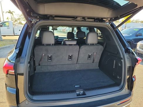 Certified 2025 Buick Enclave Preferred image 6