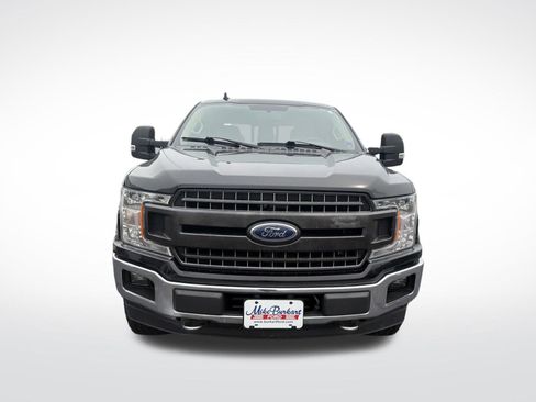 Used 2018 Ford F150 XLT w/ Equipment Group 302A Luxury AWD/4WD image 3