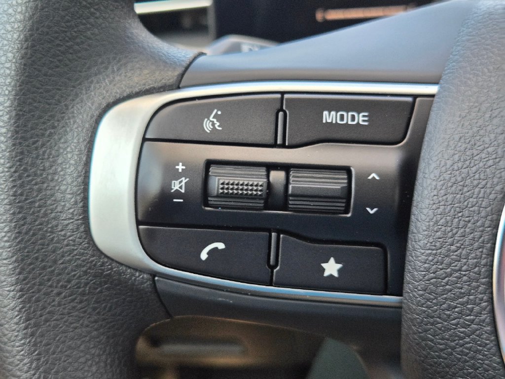 New 2026 Kia K5 LXS FWD image 22