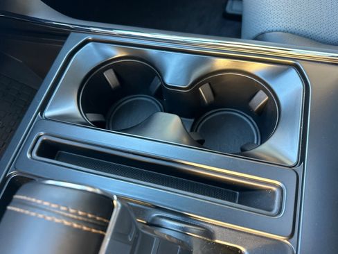 New 2025 Ford F150 Lightning Lariat image 28