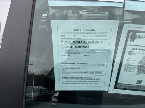 Certified 2023 Volkswagen Jetta SE w/ Panoramic Sunroof Package image 37