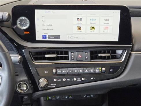 Used 2023 Lexus ES 350 w/ Premium Package FWD image 15